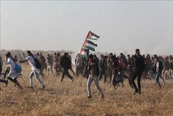 30名巴勒斯坦人在返回权示威活动中受伤