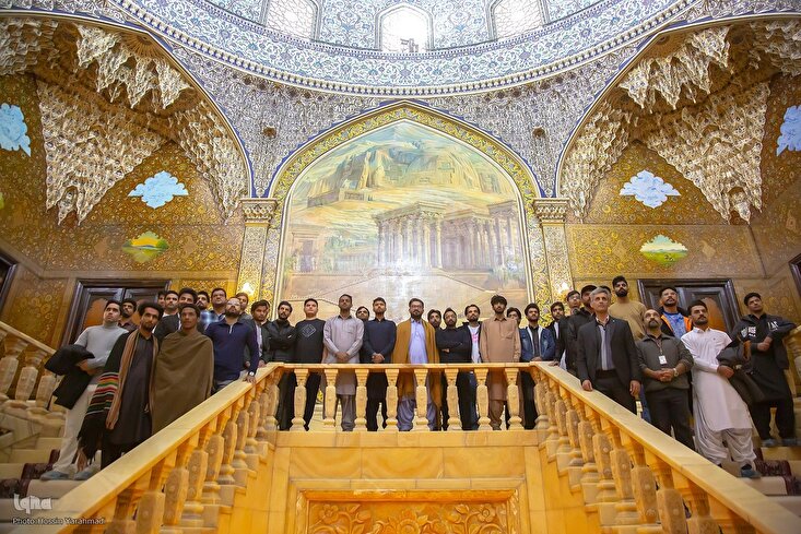 তেহরানের ঐতিহাসিক কাখে মারমার – ইরানের শিল্পকলার মহান সংগ্রহশালা