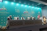 Qari iraní demuestra sus habilidades de recitación en el Concurso Internacional de Corán de Moscú