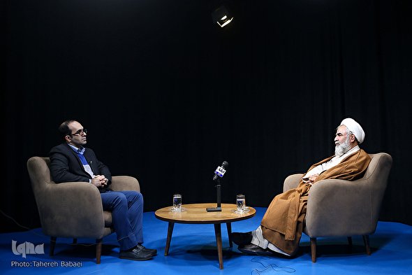 فیلم/ 19 هزار ساعت خاطرات‌شفاهی انقلاب در مرکز اسناد موجود است