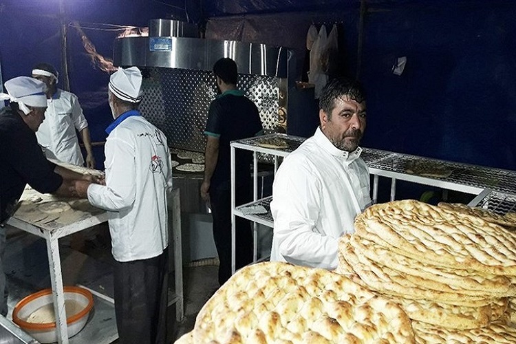 اعزام 47 نانوای البرزی برای پخت نان در مراسم اربعین اعزام 47 نانوای البرزی برای پخت نان در مراسم اربعین
