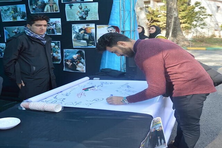 دانشجویان البرزی خواستار گرفتن انتقام خون شهید سپهبد سلیمانی شدند