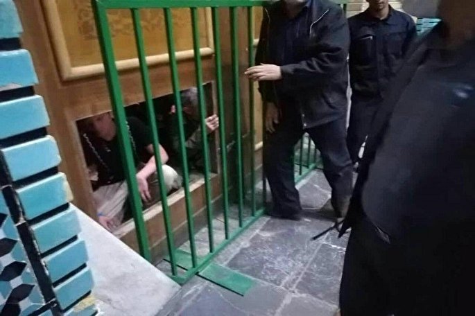 هجوم برخی افراد به حرم حضرت معصومه(س) در پی تعطیلی حرم