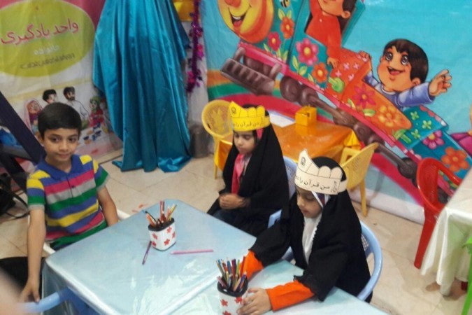 بازی جنگل رضوان در غرفه مکتب القرآن تهران