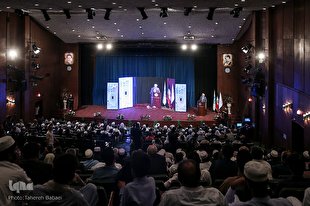 مقالات برگزیده کنفرانس «ظرفیت‌ اسلام در تحقق همزیستی مسالمت‌آمیز» تجلیل شدند