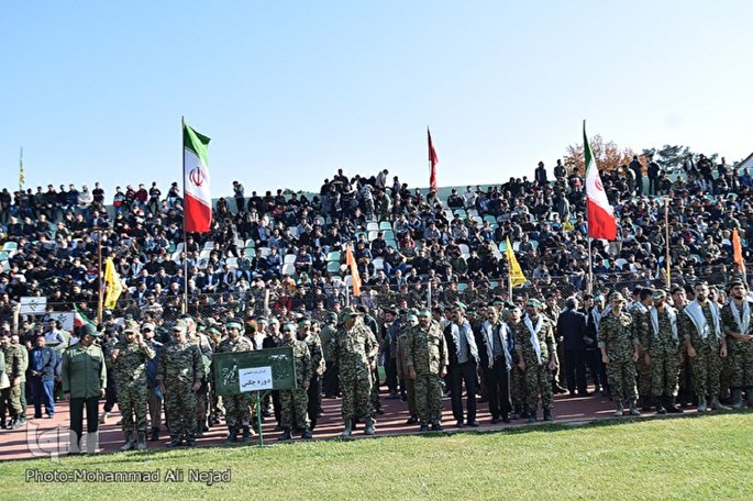 اجتماع ۱۰ هزار نفری بسیجیان لرستان