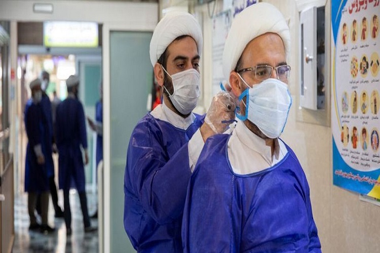 کفن و دفن اموات کرونایی توسط طلاب جهادی البرز کفن و دفن اموات کرونایی توسط طلاب جهادی البرز