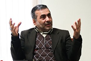 شهید سلیمانی شاگرد اول مکتب عرفان جهادی بود