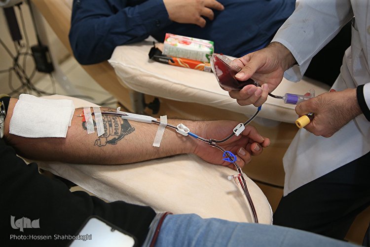 نذر خون در شب قدر