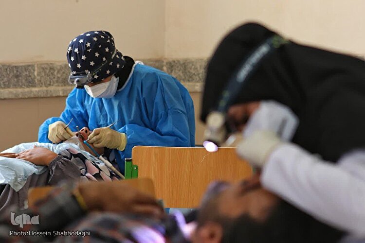 لبخند مهربانی به محرومیت