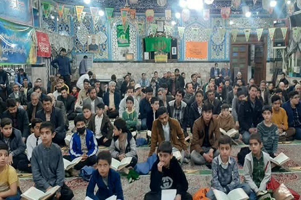 برگزاری محفل انس با قرآن در یادبود دو فعال قرآنی مشهد + عکس