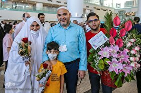 بازگشت اولین کاروان حج به کشور(۲)