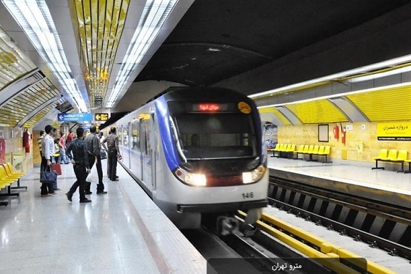 خدمات رایگان متروی تهران به شرکت‌کنندگان در مراسم شیرخوارگان حسینی