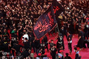 حرم مطهرحضرت اباعبدالله الحسین‌(ع) در شب اربعین