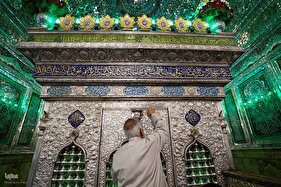 آیین غبارروبی حرم حضرت احمد ابن موسی الکاظم (ع)