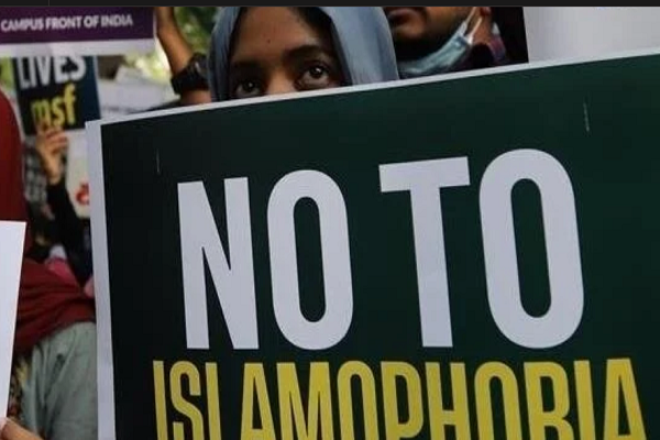 انتقاد از بدرفتاری با دانش‌آموزان مسلمان در مدارس آمریکا