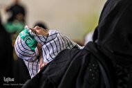 مادرانه‌ترین عزاداری برای خردسال‌ترین شهید کربلا
