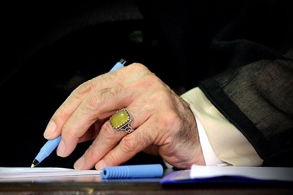 پاسخ رهبر انقلاب به استفتائی درباره خرید نسیه بدون تعیین زمان پرداخت