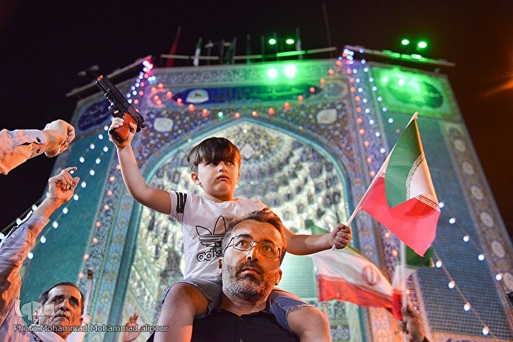 حمایت مردم سراسر کشور از حمله موشکی و پهپادی به رژیم صهیونیستی