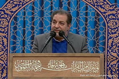 فیلم | تلاوت «هاشم روغنی» در دیدار شرکت‌کنندگان مسابقات بین‌المللی قرآن با رهبر معظم انقلاب