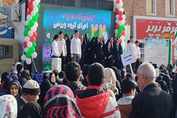 راهپیمایی ۲۲ بهمن در سمنان در حال برگزاری است