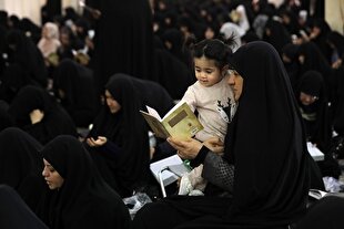 فیلم | قرائت دعای سحر ماه مبارک رمضان در حرم بانوی کرامت