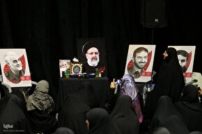 اجتماع دانشگاهیان دانشگاه‌های تهران در سوگ رئیس‌جمهور