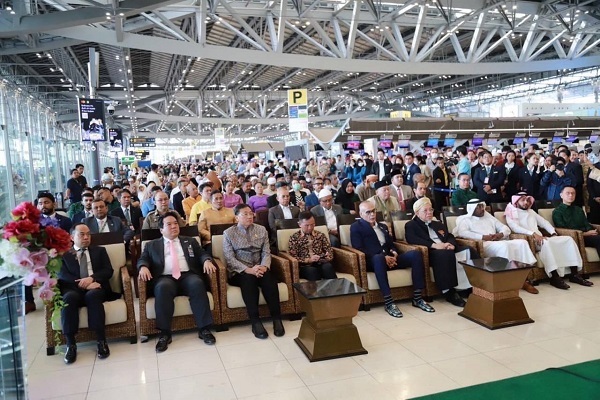 اعزام زائران خانه خدا از تایلند آغاز شد + عکس