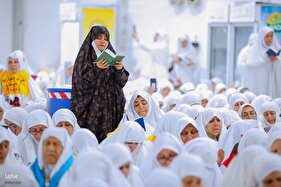 مراسم دعای عرفه در صحرای عرفات