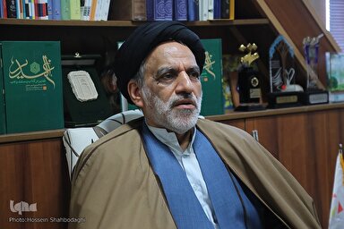 فیلم | علامه امینی زبان شعر را برای نگارش الغدیر به کار گرفت