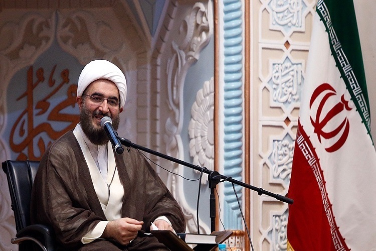 حجت‌الاسلام والمسلمین محمدجواد حاج علی‌اکبری، رئیس شورای سیاستگذاری ائمه جمعه کشور