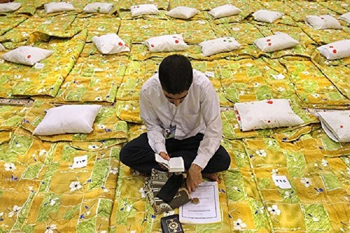 شرکت 10 هزار دانش‌آموز معتکف در ۱۰۰ مسجد البرز