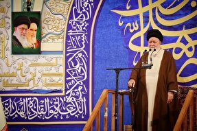 حل مشکلات امروز کشور در گرو بصیرت و مقاومت مردم است