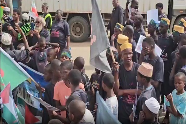 فیلم | مراسم راهپیمایی عاشورا در کنیا