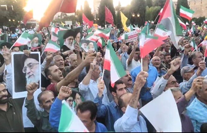 حمایت قاطع مردم شیراز از پاسخ مقتدرانه ایران در عملیات «بشارت فتح»