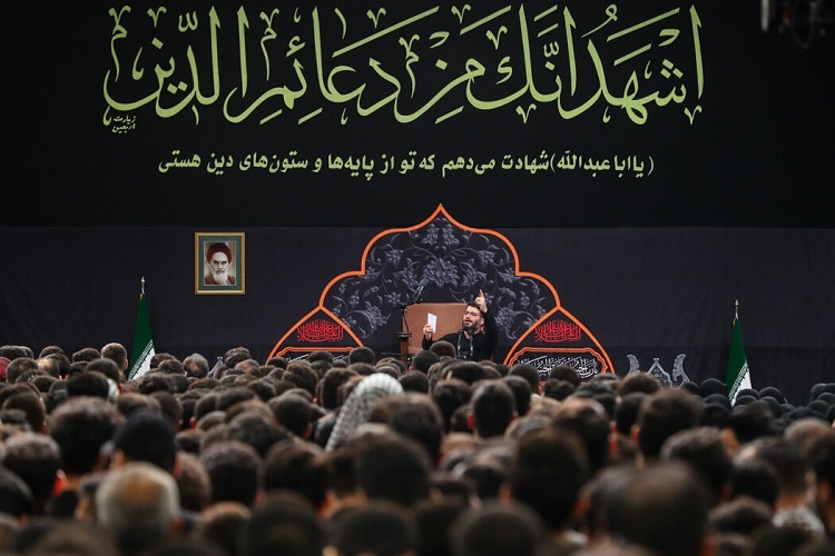 مراسم عزاداری هیئت‌های دانشجویی در حسینیه امام خمینی(ره) برگزار شد