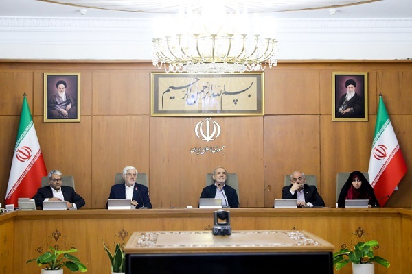 رهنمودهای رهبر معظم انقلاب، مسئولیت دولت را سنگین‌تر کرده است