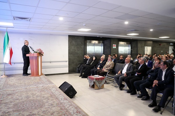 بهره‌وری بالا؛ الزام مراکز درمانی ساخته‌شده با حق بیمه مردم