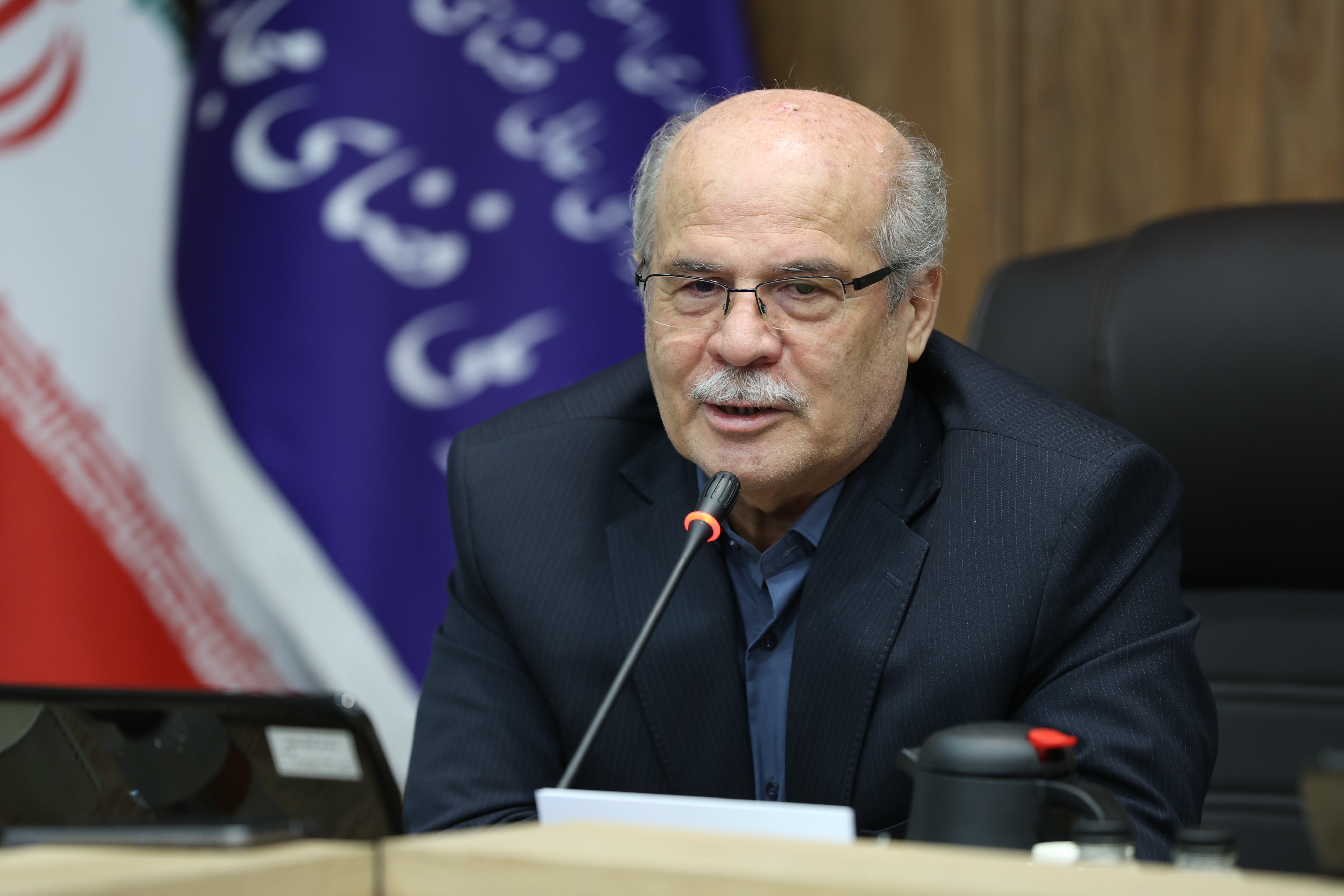 لزوم آشنا کردن مردم با حقوق خود در فضای مجازی