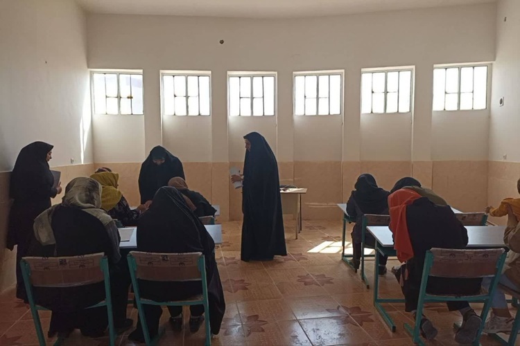 رویا عسگرپور معاون سوادآموزی آموزش و پرورش البرز