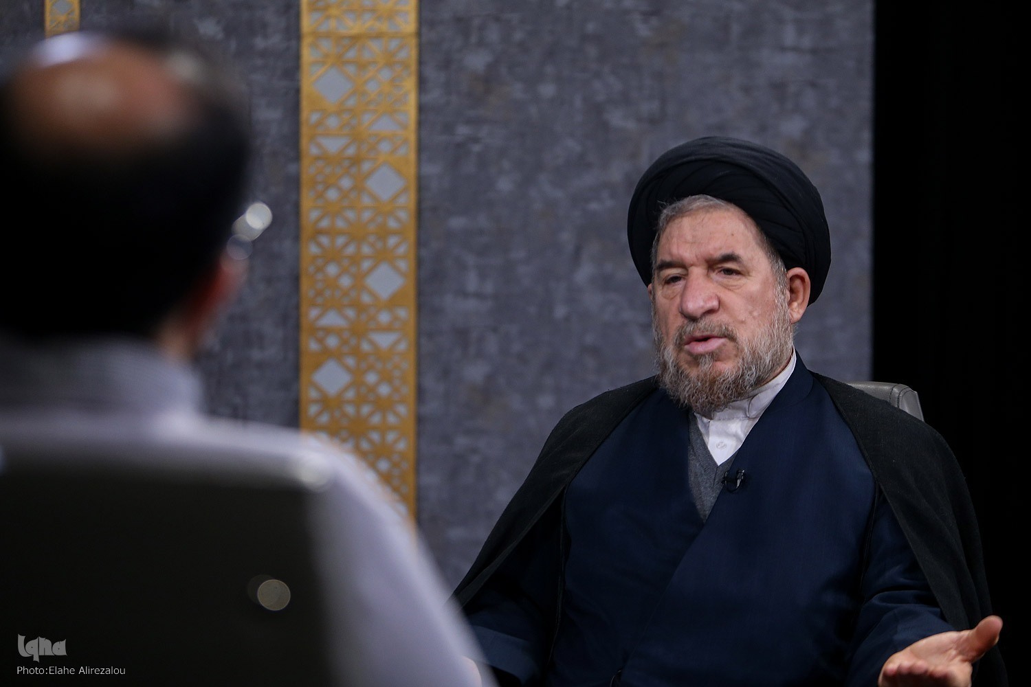 بر هم زدن انسجام ملی؛ هدف دشمن از فعال کردن مکانیزم ماشه