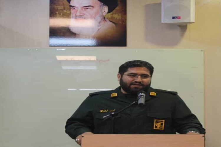 محمد فرمانی فرمانده سپاه ناحیه امام هادی محمد فرمانی فرمانده سپاه ناحیه امام هادی