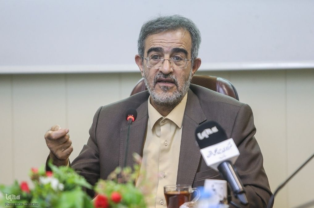 ایجاد نهضت اصلاح الگوی مصرف در آیین اعطای تندیس فداکاری