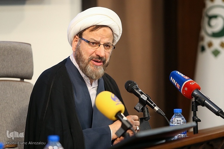 علوم انسانی دینی به معنای انقلاب در روش‌های کنونی علوم انسانی نیست