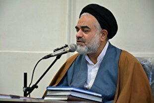 تجلیل از علما ادای حقی از حقوق علم است