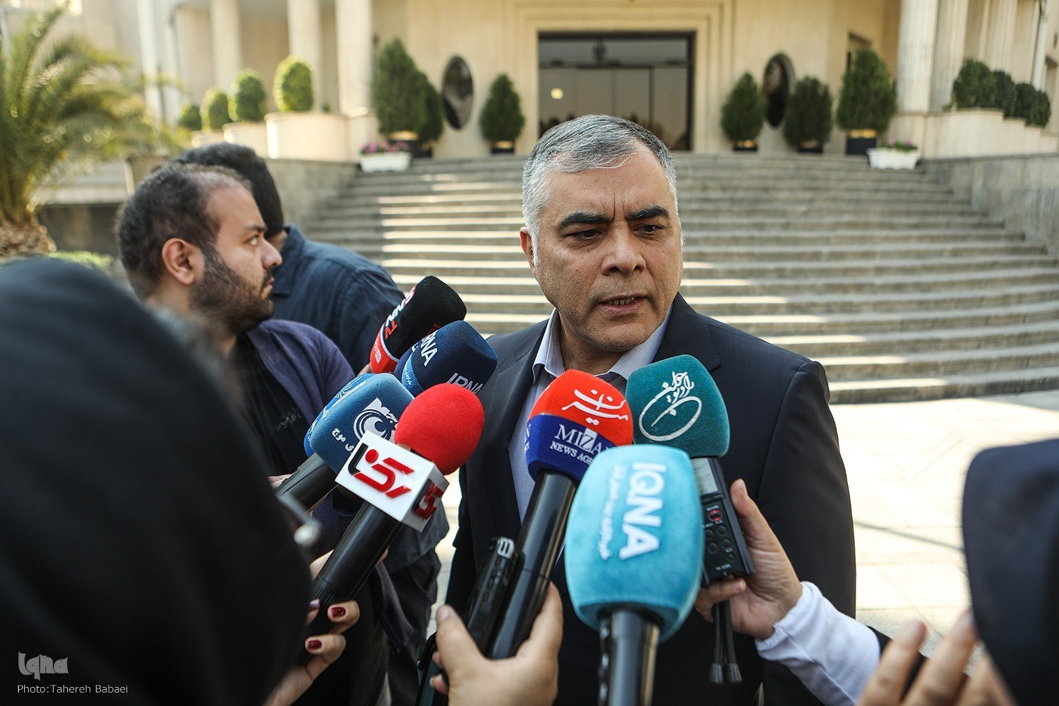 سهمیه بنزین شامل خودروهای صفر کیلومتر و وارداتی نمی‌شود