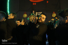 ⁨نخل‌برداری یزدی‌های مقیم کرج در شب عاشورا