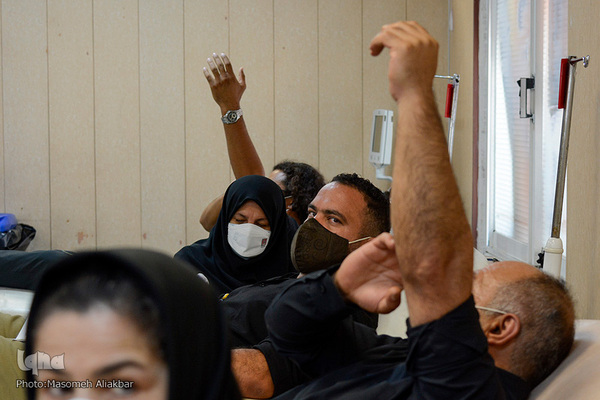 نذر خون در تاسوعای حسینی - کرج