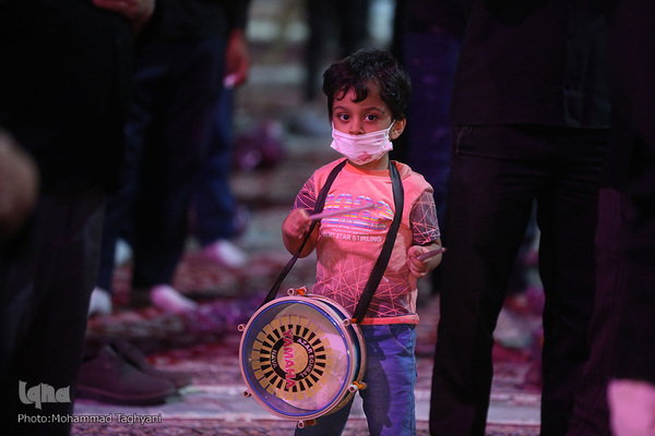 مراسم عزاداری شب عاشورا_آستان مقدس امامزادگان محمد و سکینه خاتون علیهماالسلام کرج‎‎