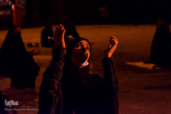 مراسم شب عاشورای حسینی (ع) در دانشگاه آزاد کرج